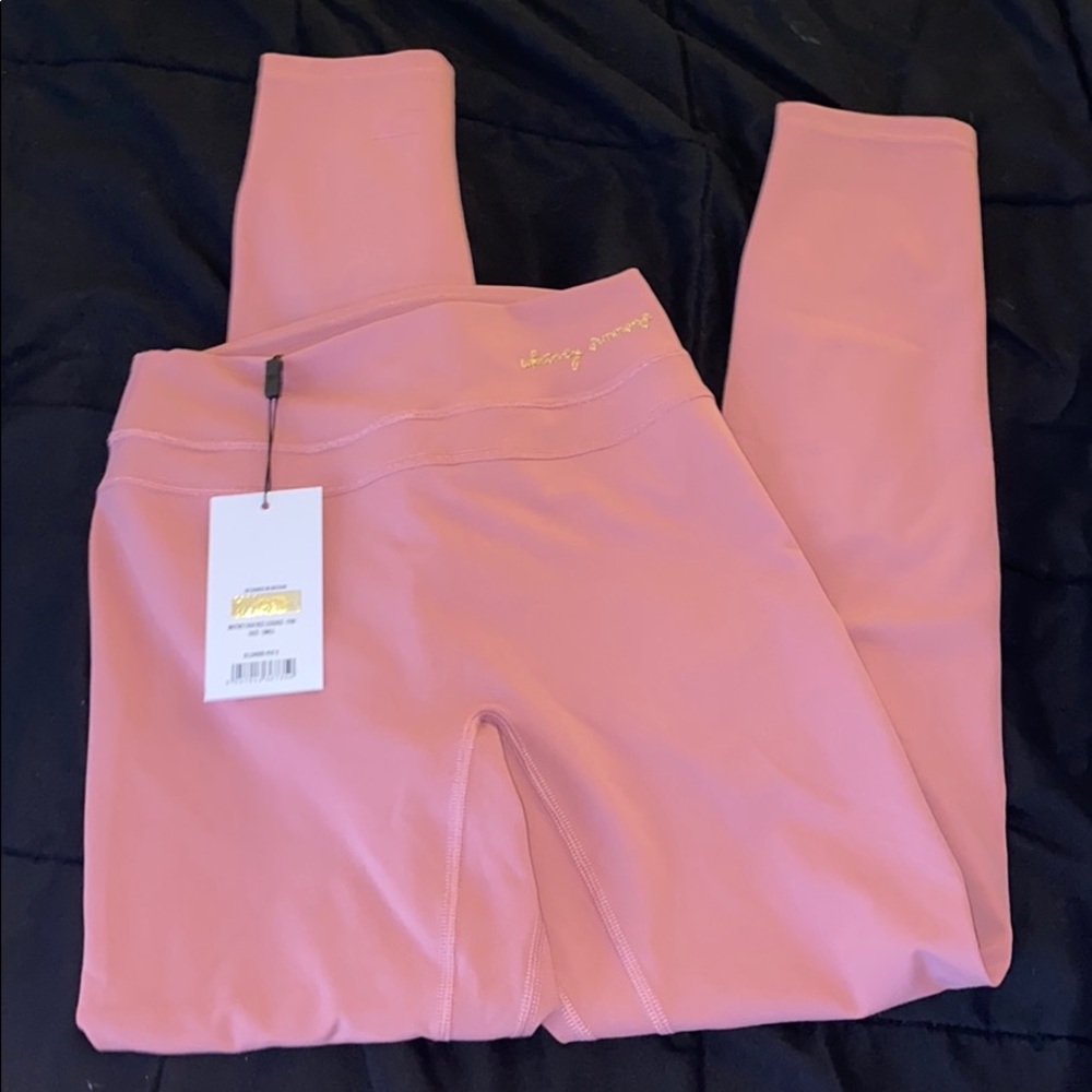 NWT Whitney High Rise (Pink Haze)